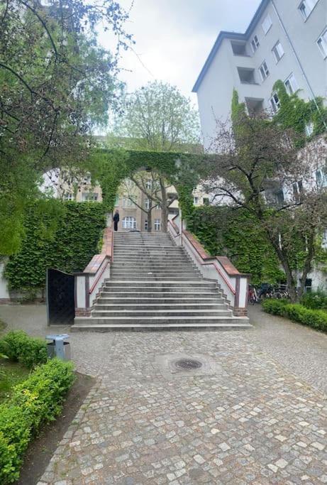 Exquisite Berlin Apartment Exterior photo